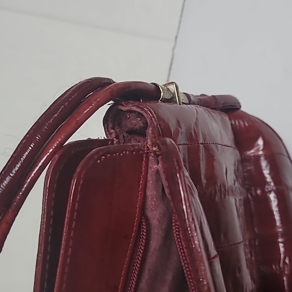 VINTAGE Elegant Red EEL SKIN Leather Made In Korea Shoulder Bag - Picture 15 of 16